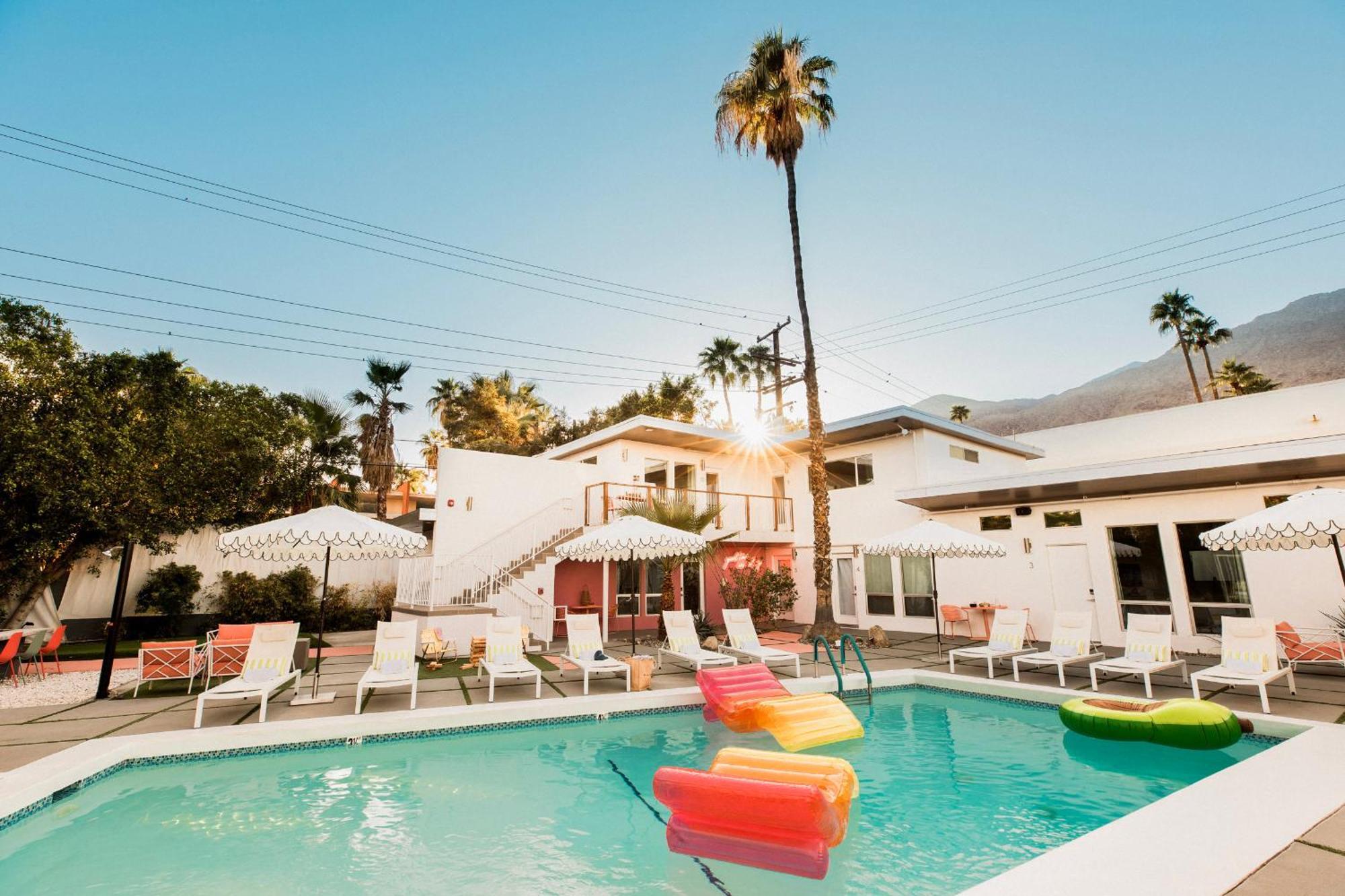 The Wesley Hotel By Avantstay Retro Spacious W Bbq Pool Spa Palm Springs Luaran gambar
