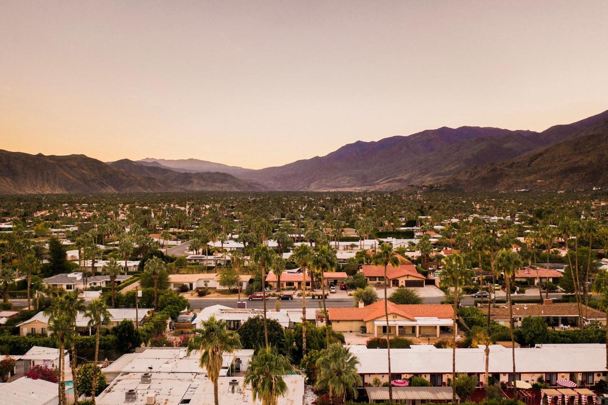 The Wesley Hotel By Avantstay Retro Spacious W Bbq Pool Spa Palm Springs Luaran gambar