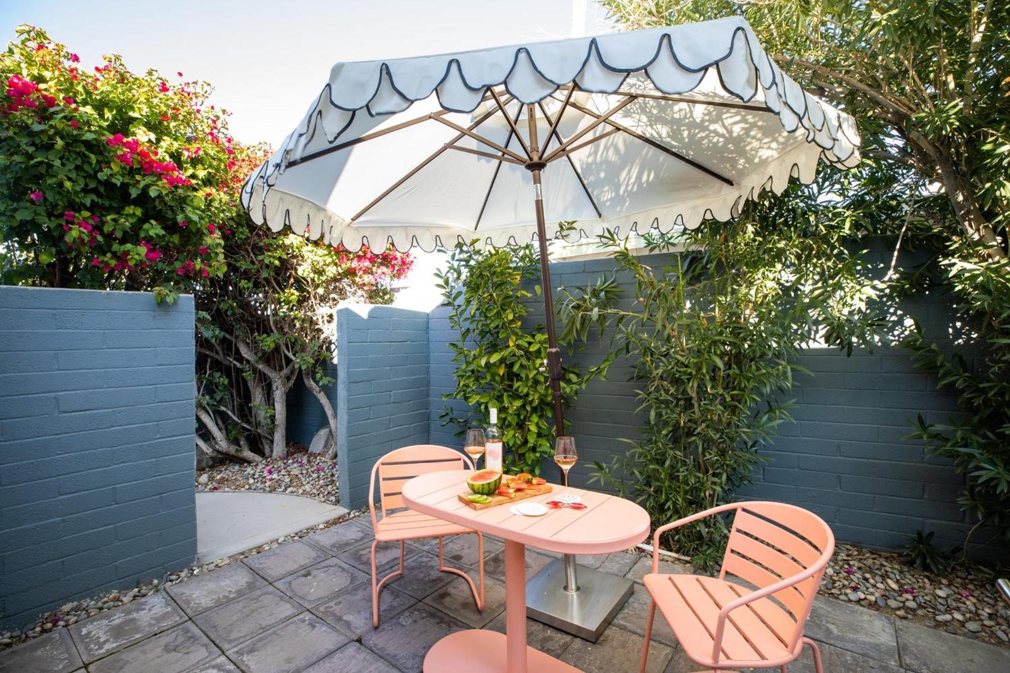 The Wesley Hotel By Avantstay Retro Spacious W Bbq Pool Spa Palm Springs Luaran gambar