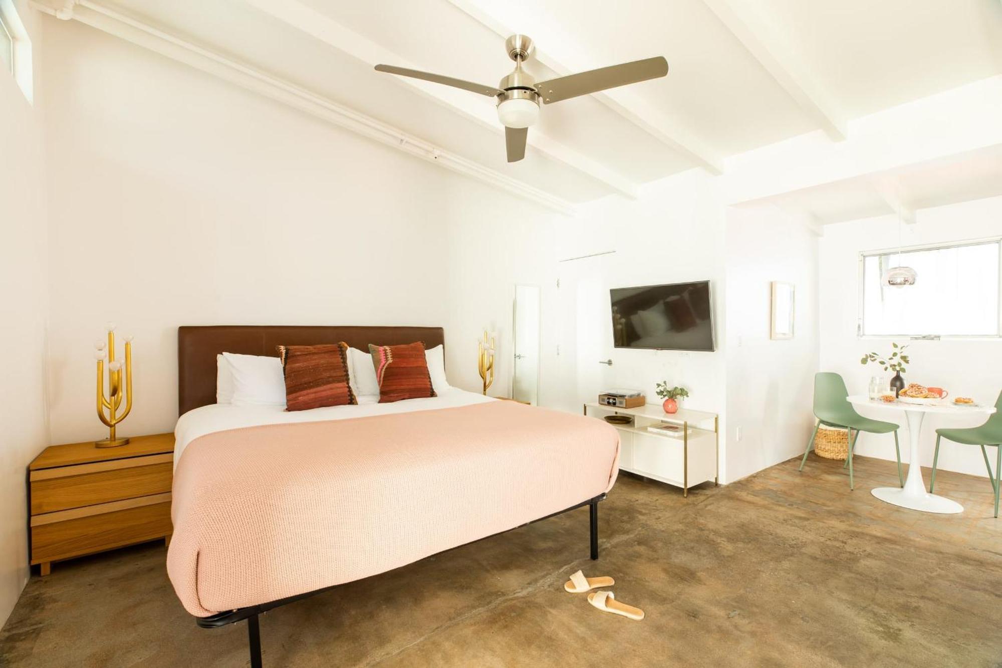 The Wesley Hotel By Avantstay Retro Spacious W Bbq Pool Spa Palm Springs Luaran gambar